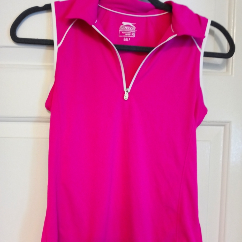 Nike golf top